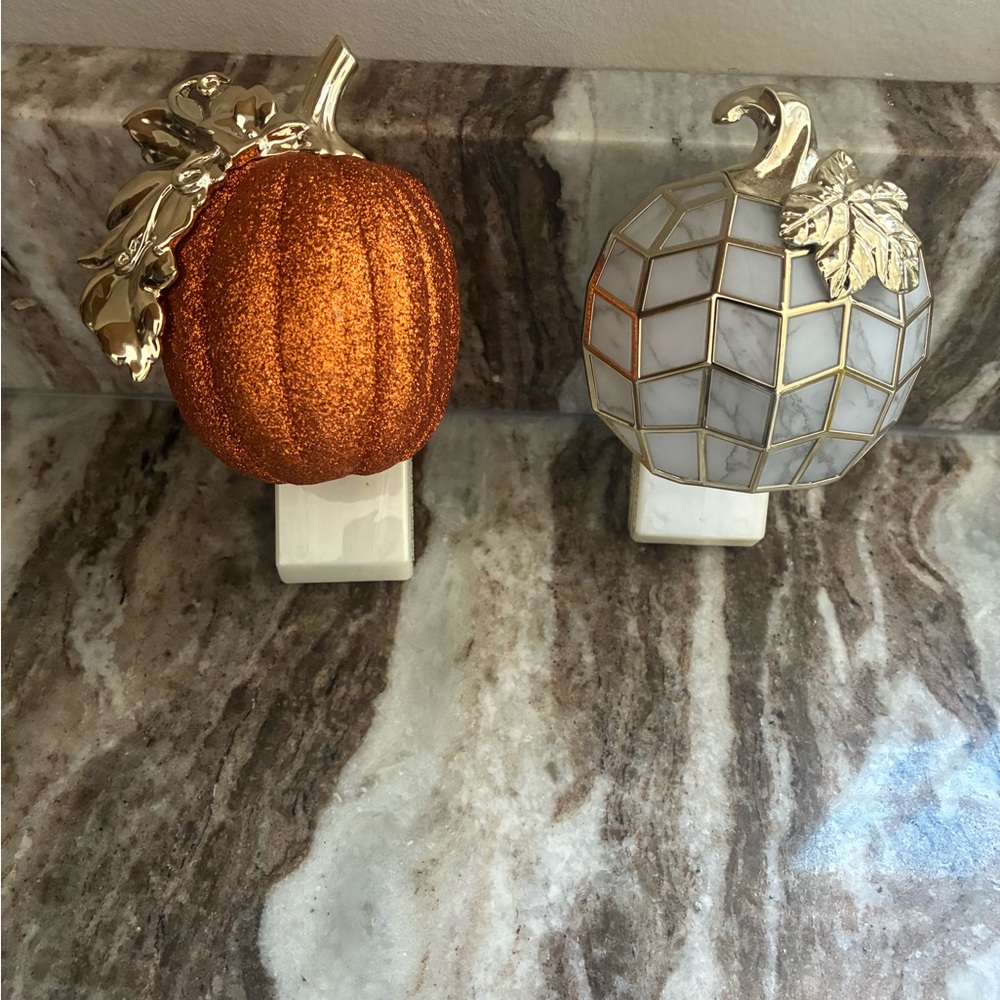 Bath & Body Works Pumpkin and Mosaic Wall Plugs